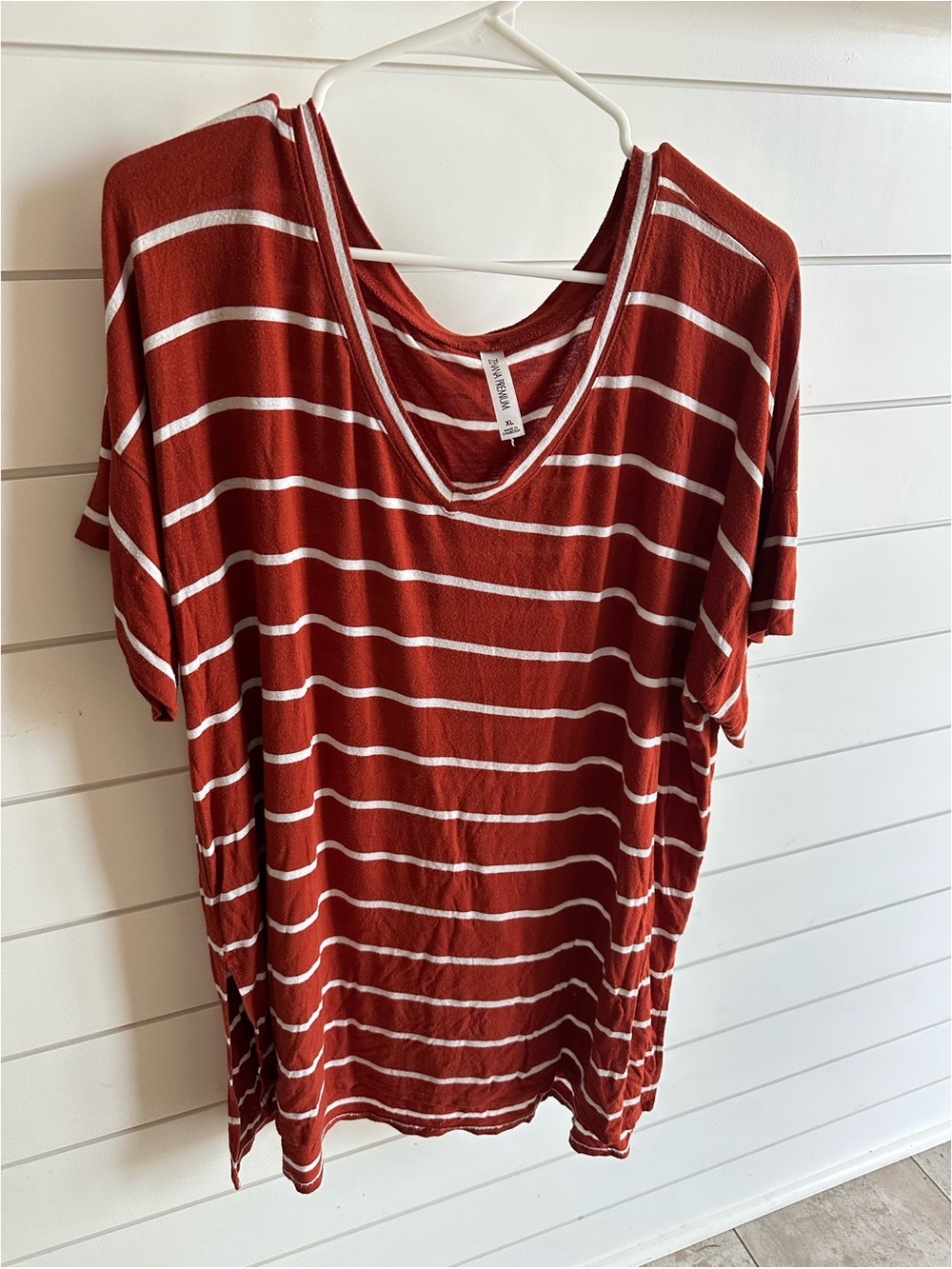 Striped V‑Neck Tunic Top in Rust and White